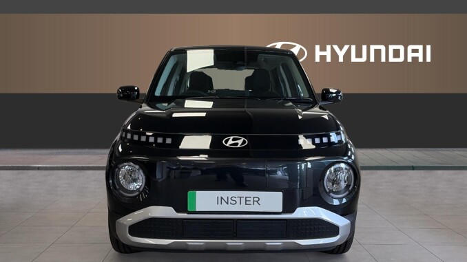 Hyundai INSTER 85kW 01 49kWh 5dr Auto Electric Hatchback - Image 3